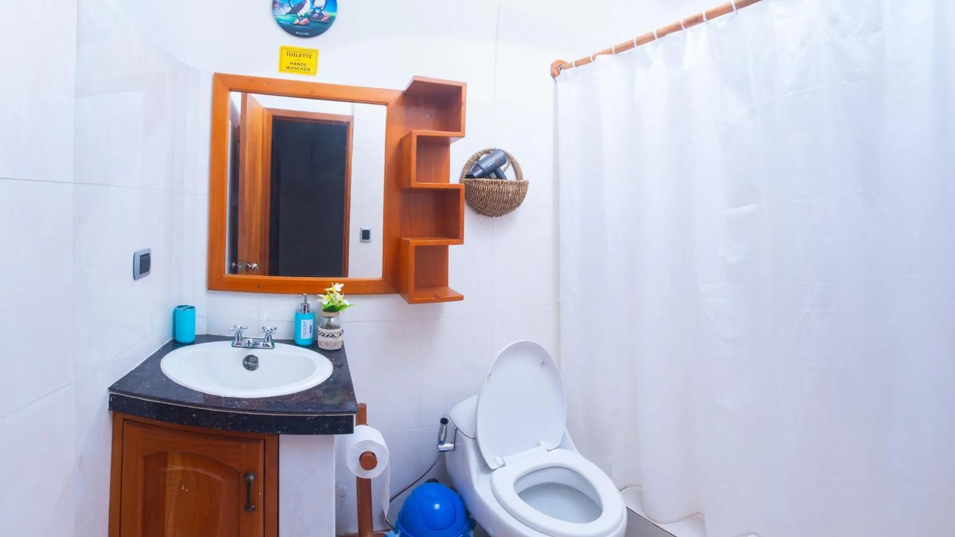 Bed & Breakfast Bed and Breakfast Pacific Blue House Puerto Ayora